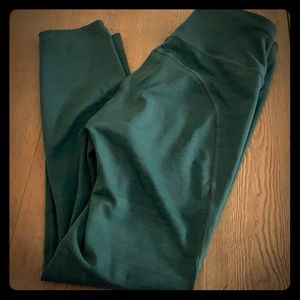 Outdoor Voices green leggings